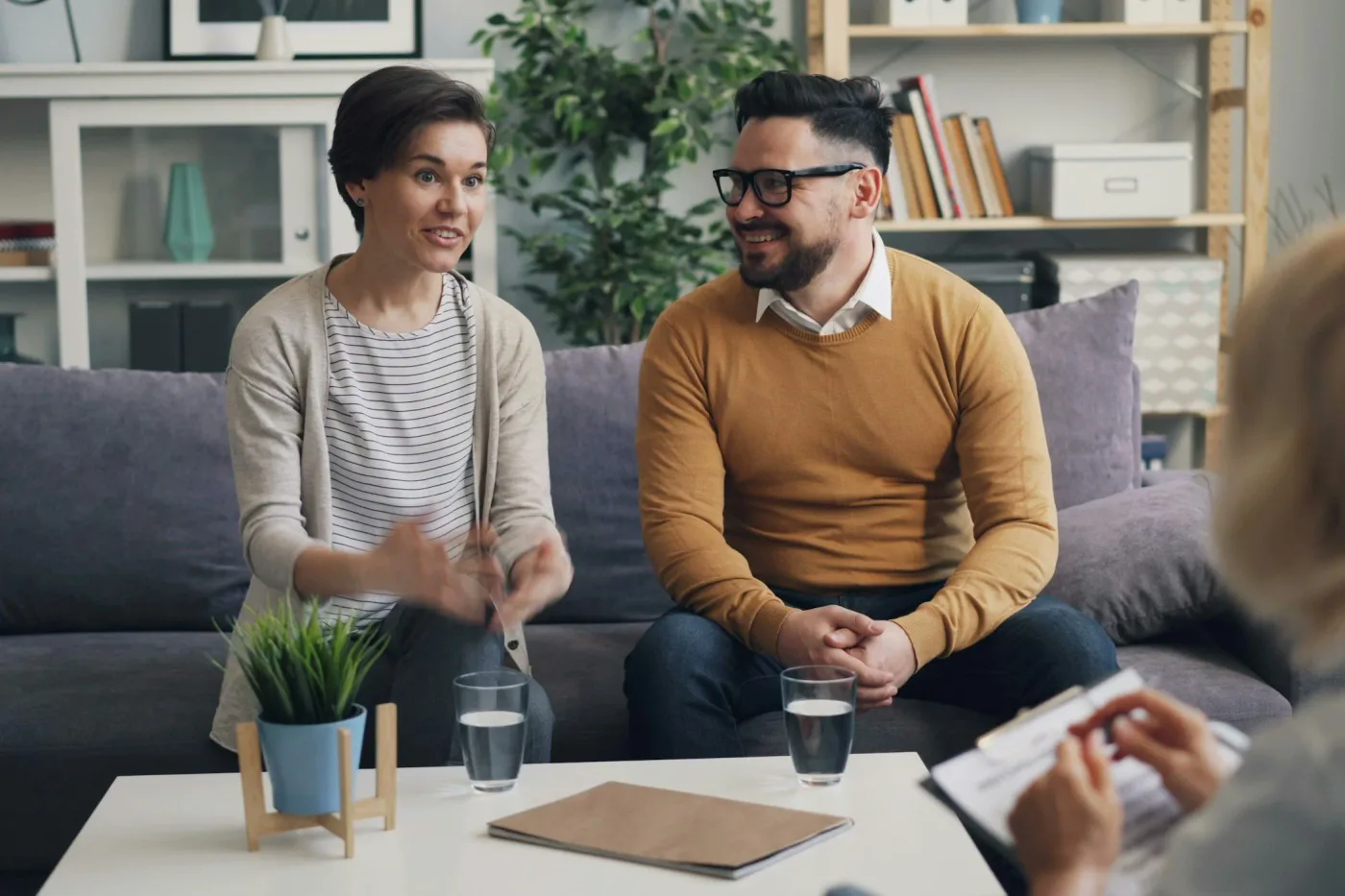 Couple in marriage counseling session in Provo Utah